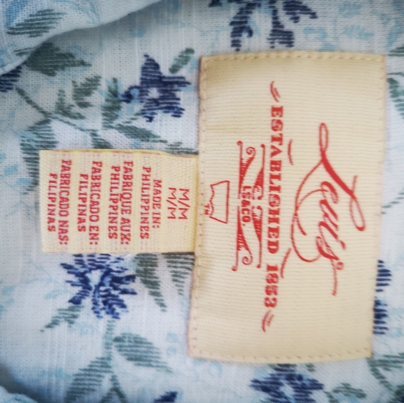 Levi's Button up shirt - Picture 3 of 4